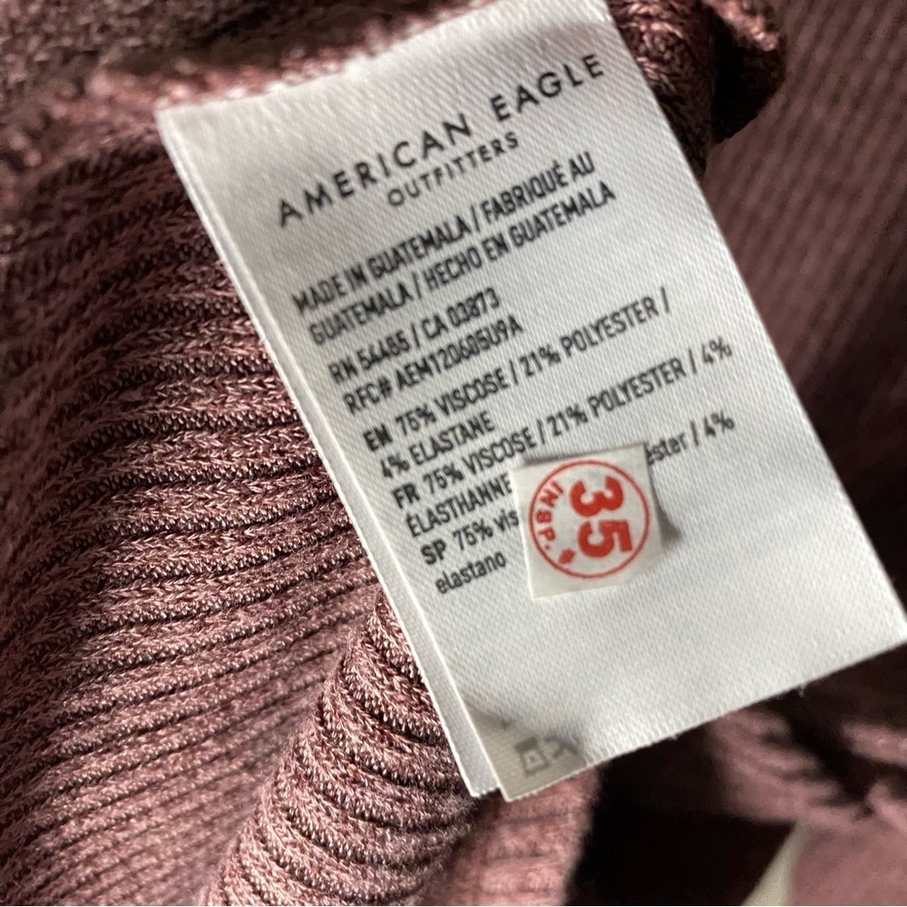 American Eagle cozy turtleneck medium red pink purple burgundy super‎ soft - Picture 3 of 7